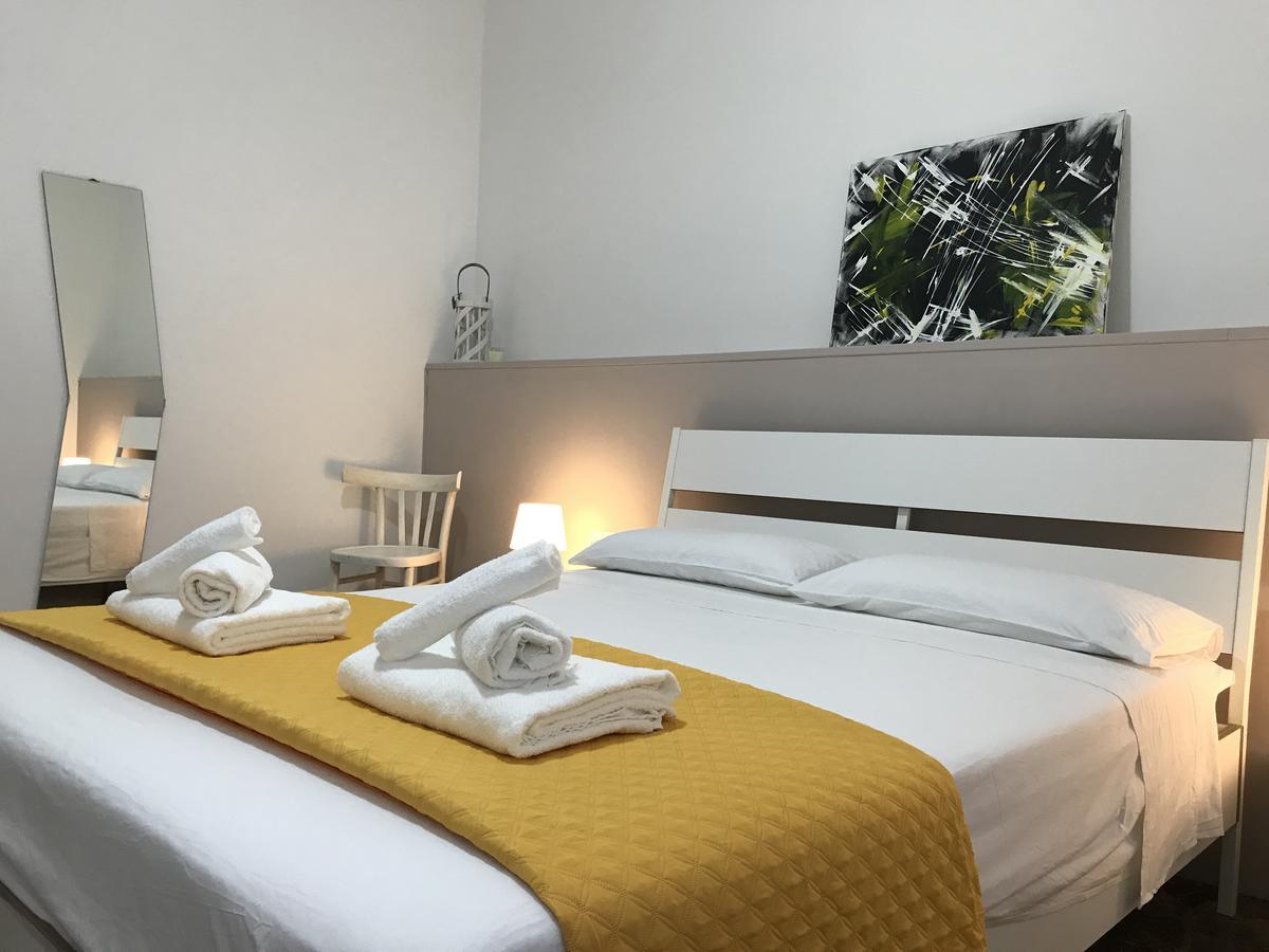 B&B Civico22 Civitanova Marche Buitenkant foto